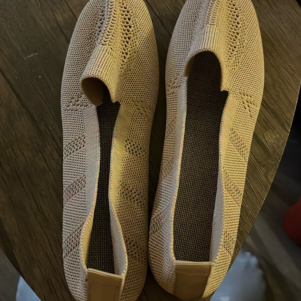 women’s flats size 42/ USA 10